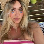 Daphne - @daphnewallstrom - Instagram