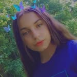 Dara Carter - @darathequeen27 - Instagram