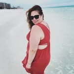 Darci Roy - @surfdivadarci - Instagram