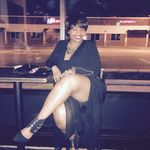 Darcia Grady - @the__black_carrie_bradshaw_ - Instagram