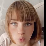 Darcy - @notthereal_darcy_waters - Instagram