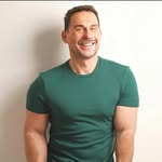 Darel Davis - @tiror70142 - Instagram