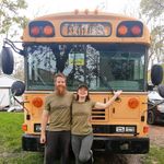Daria & Jordan - @roadtrippingrobinsons - Instagram