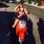 Daria Mayer - @viva.la.cucaracha - Instagram