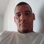 Deric Lee - Facebook