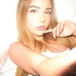 dari - @darinauzunovva - Instagram