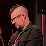 Darin Bradley - @dammitdarin - Instagram
