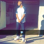 Darion Thomas - @followmynewaccount32 - Instagram