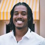 Darius Donaldson - @powursolarthafuture - Instagram