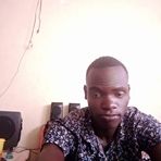 Darius Levis - Facebook