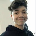Darius - @darius_love_19 - Instagram