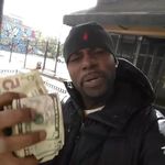 Darius Sims - @darius.sims.10420 - Instagram