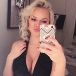 @darlalanders22741 - Instagram