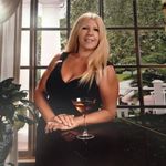 Darlene Della Fave - @darlenedellafave - Instagram