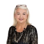 Darlene Langley - @dlangleysells - Instagram