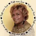 Darlene Small - @darlene.s2525 - Instagram