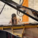 Darlene Hyunji Yang - @darlene_0910 - Instagram