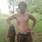 Darrell Ryan Perry Jr. - @djperry1142 - Instagram