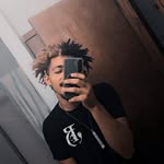 Darrien Bell - @your_favorite_light_skin_ - Instagram