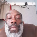 Darrien Davis - @darrien.davis.129 - Instagram
