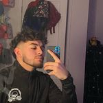 Darren Muñoz - @_.zaaayvier._ - Instagram