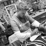 Darryl-  The Flying Barber 💈✂️✈️ - @flying.barber - Instagram