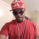 Darryl Robertson - @kingflexzone - Instagram