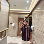 Darsh Shah  - @extremely_darsh - Instagram