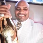 Darwin Lewis - @biglevi_111 - Instagram