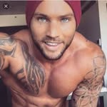 Darwin Scott - @johnyppopypants - Instagram
