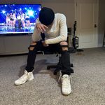 Daryl Coates - @tyrell_gottabag - Instagram