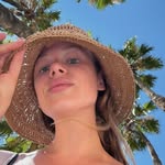 Daria Moore | beauty & fashion influencer • ugc creator - @dashumoore - Instagram