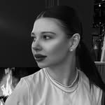 дуська буйнова - @hallodasha - Instagram