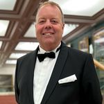Dave Wallsworth - @captain_dave_airbus350 - Instagram