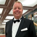 Dave Wallsworth - @captain_dave_airbus3501000 - Instagram