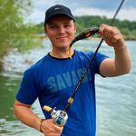 @dave.goes.fishing - Instagram