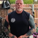 Dave Grohll - Facebook