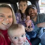 Sarah and Dave Hammonds - @sarahanddave.etfamilytravel - Instagram