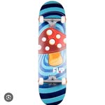 David Audet - @leskatede_lachambresale - Instagram