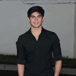 . - @david___batres - Instagram