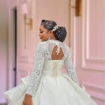 David Esther - @david.esther.31 - Instagram