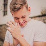 David Gava - @davidgavaoficial - Instagram