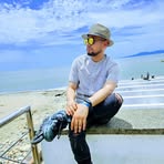 David Lom - Facebook