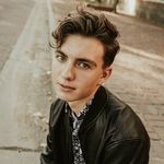 @david_mott_ - Instagram