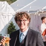 David Armstrong - @davidweakleg - Instagram