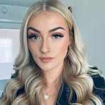 Davina Lee - Facebook