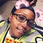 Davina Walker - @dasilvadolla2008 - Instagram