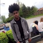 @davion_moore_13 - Instagram