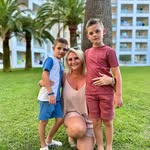 Dawn Burnett - @dawnie_chick - Instagram