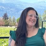 Dawn Edmondson - @eatssleepsreads - Instagram